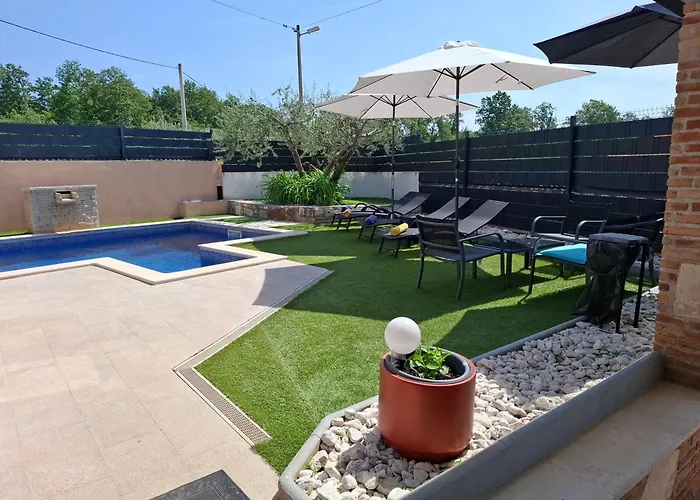 Casa Veznaveri Vila *