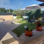 Villa Casa Veznaveri *