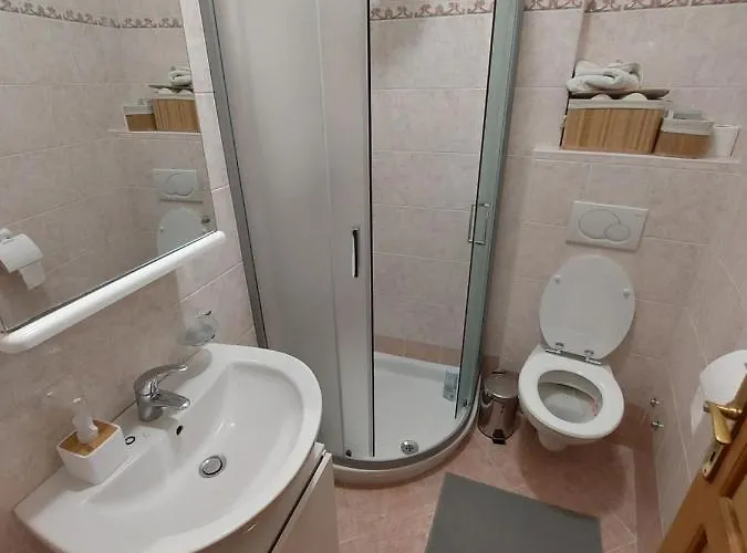 Casa Veznaveri Βίλα