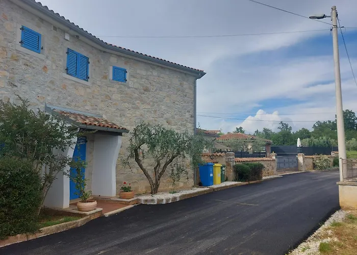 Casa Veznaveri Βίλα Πόρετς